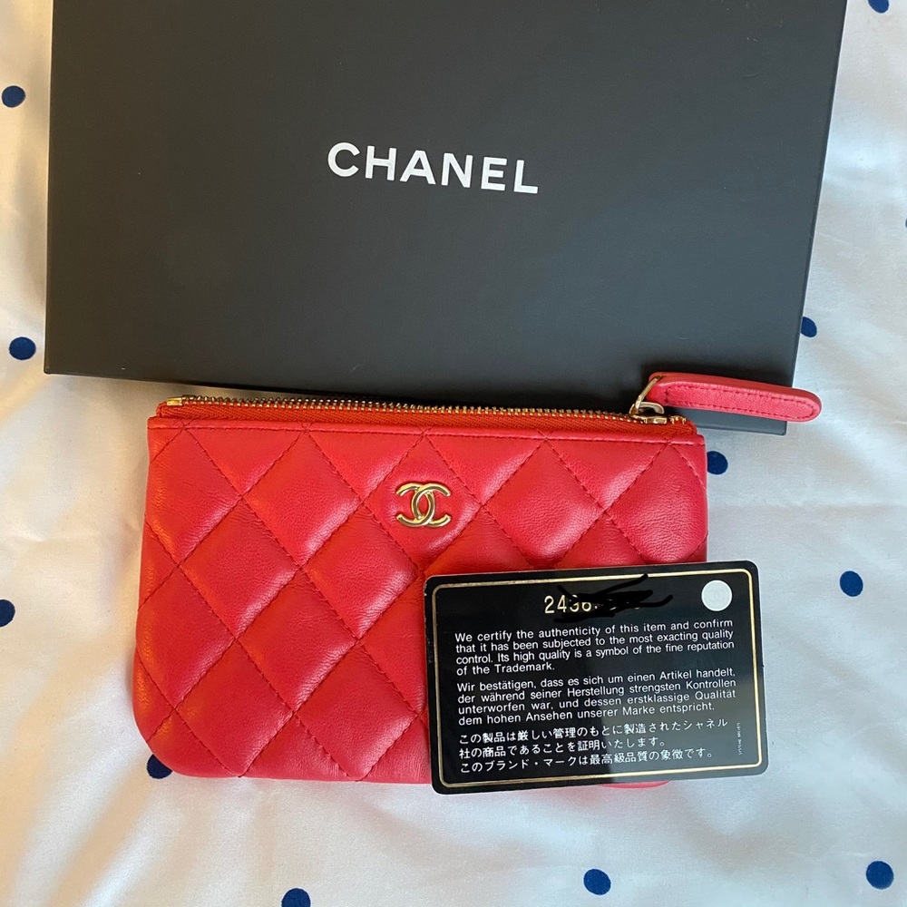 🚫SOLD🚫 Chanel mini o case